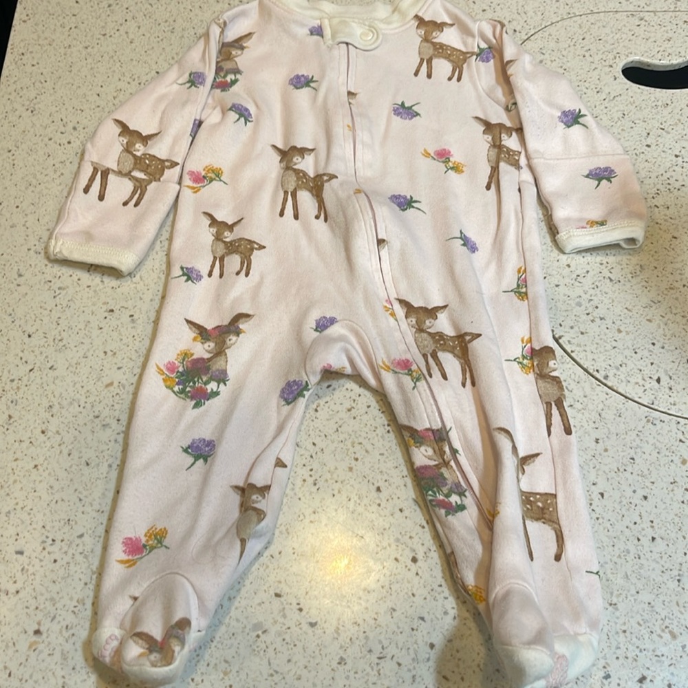 Burt’s Bees Baby 0-3mo gently used Bambi Onesie